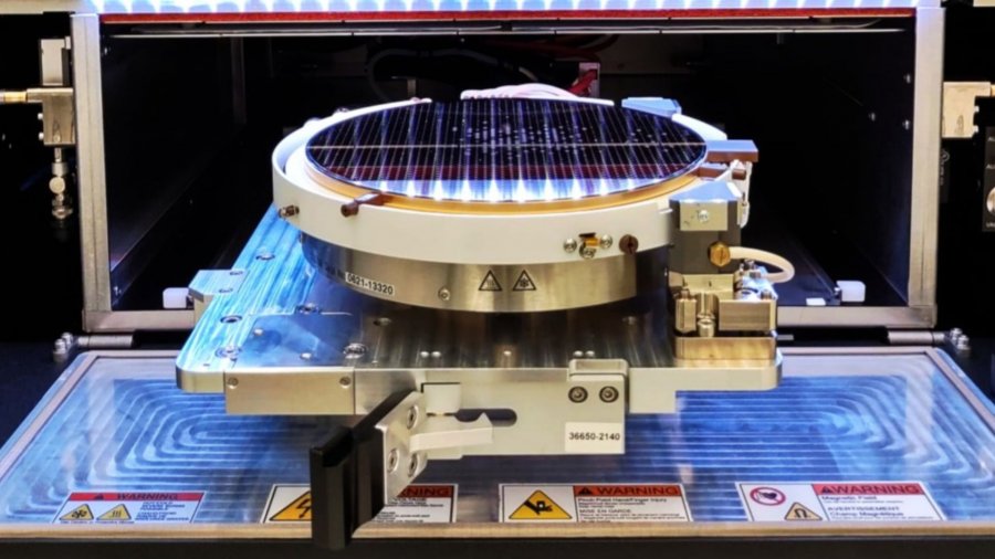 Measurement setup for on-wafer device characterization.